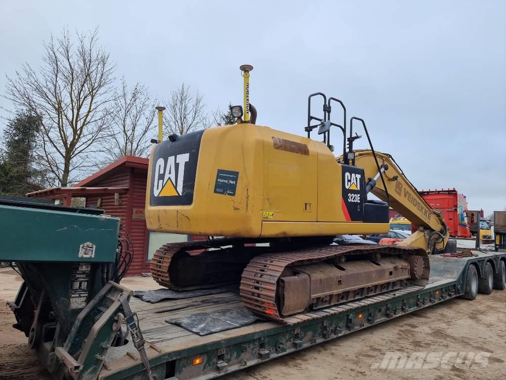 CAT 323 E Excavadoras sobre orugas