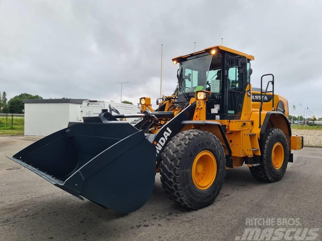 Hyundai HL955 A Cargadoras sobre ruedas