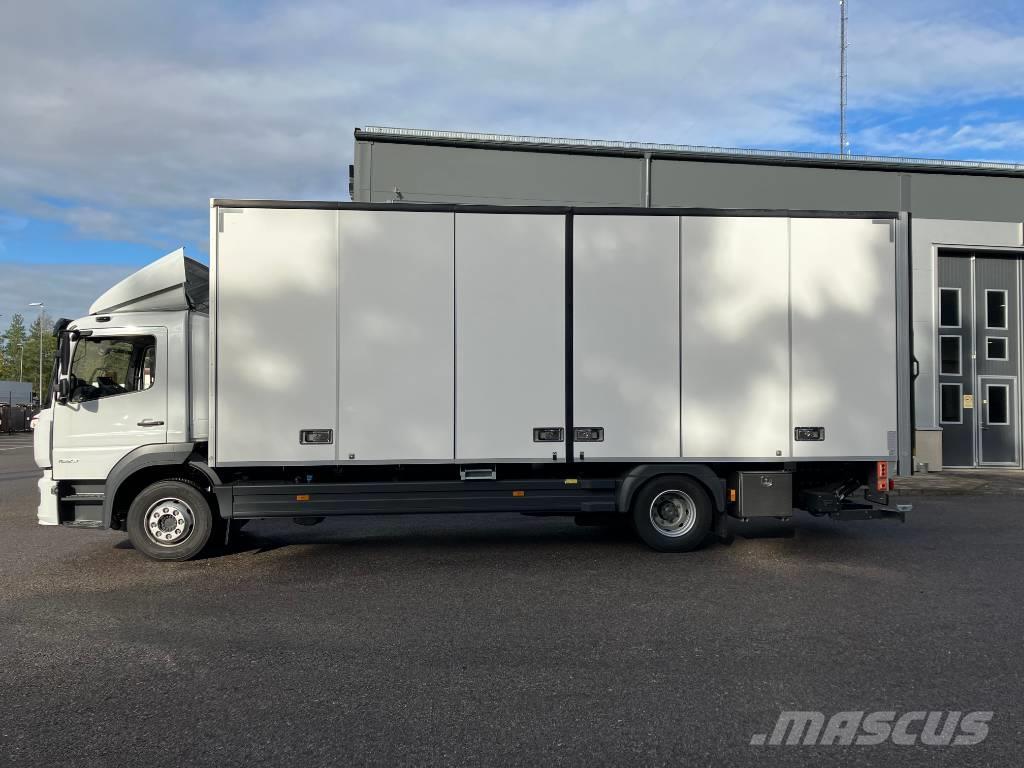 Mercedes-Benz Atego1623 Camiones con caja de remolque