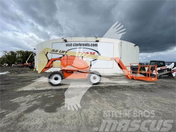 JLG 600AJ Plataformas con brazo de elevación manual