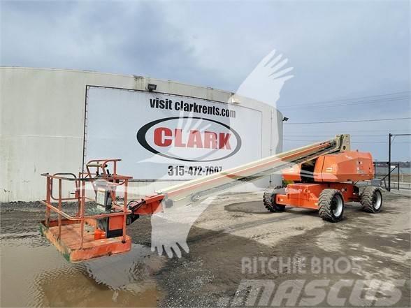 JLG 800S Plataformas con brazo de elevación telescópico