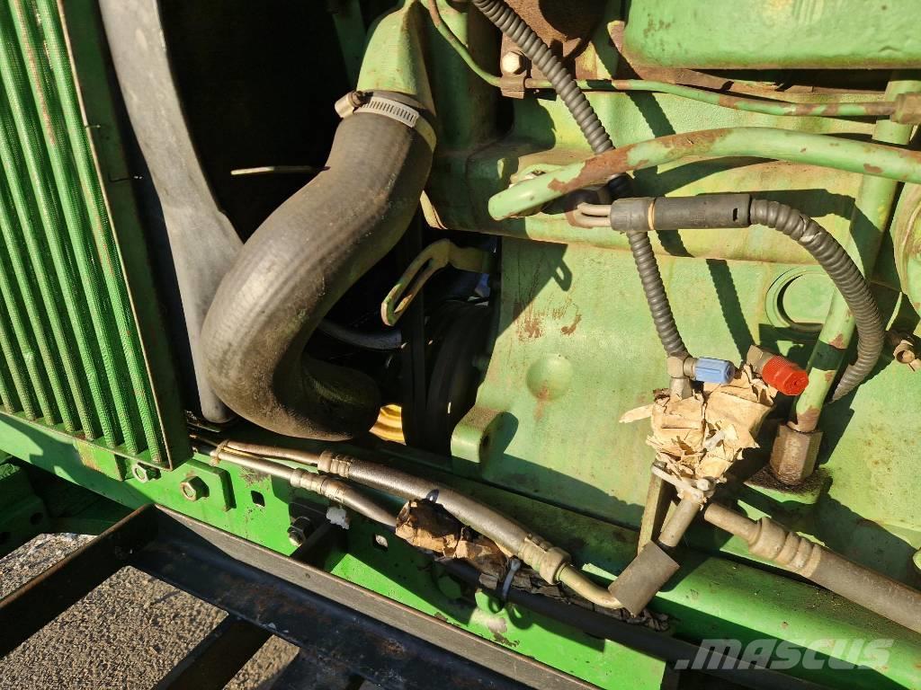 John Deere 4440 Tractores