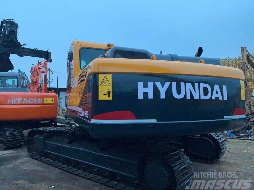 Hyundai R220LC-9S Excavadoras sobre orugas