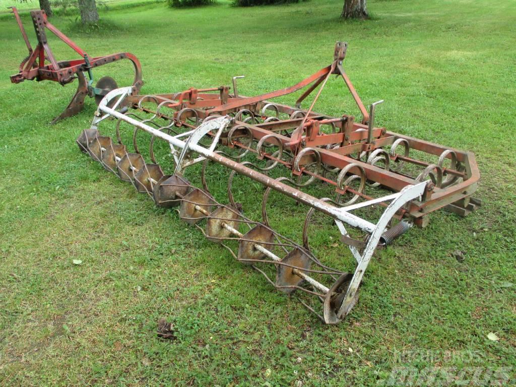 Massey Ferguson 590 Tractores