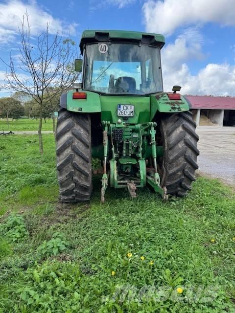 John Deere 8200 Tractores