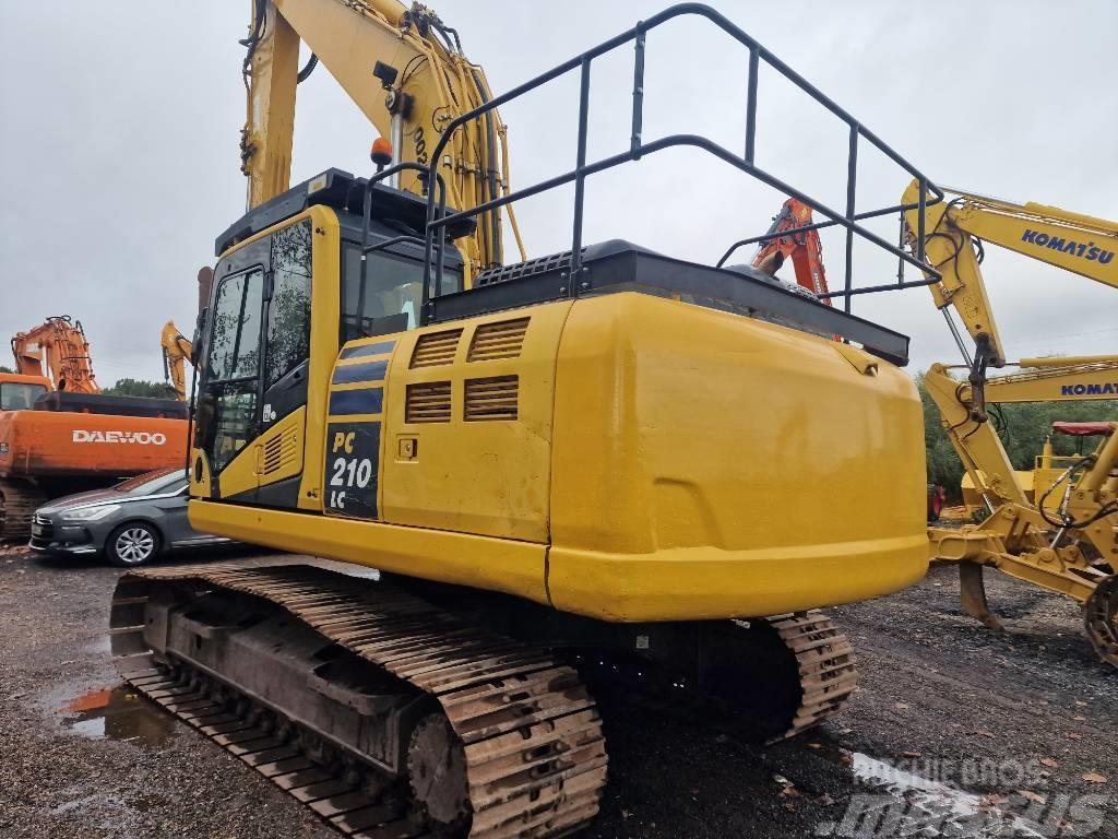 Komatsu PC210LC-11 Excavadoras sobre orugas