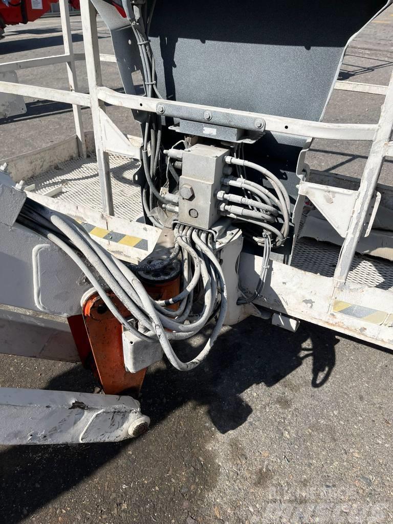 JLG 860 SJ Plataformas con brazo de elevación telescópico