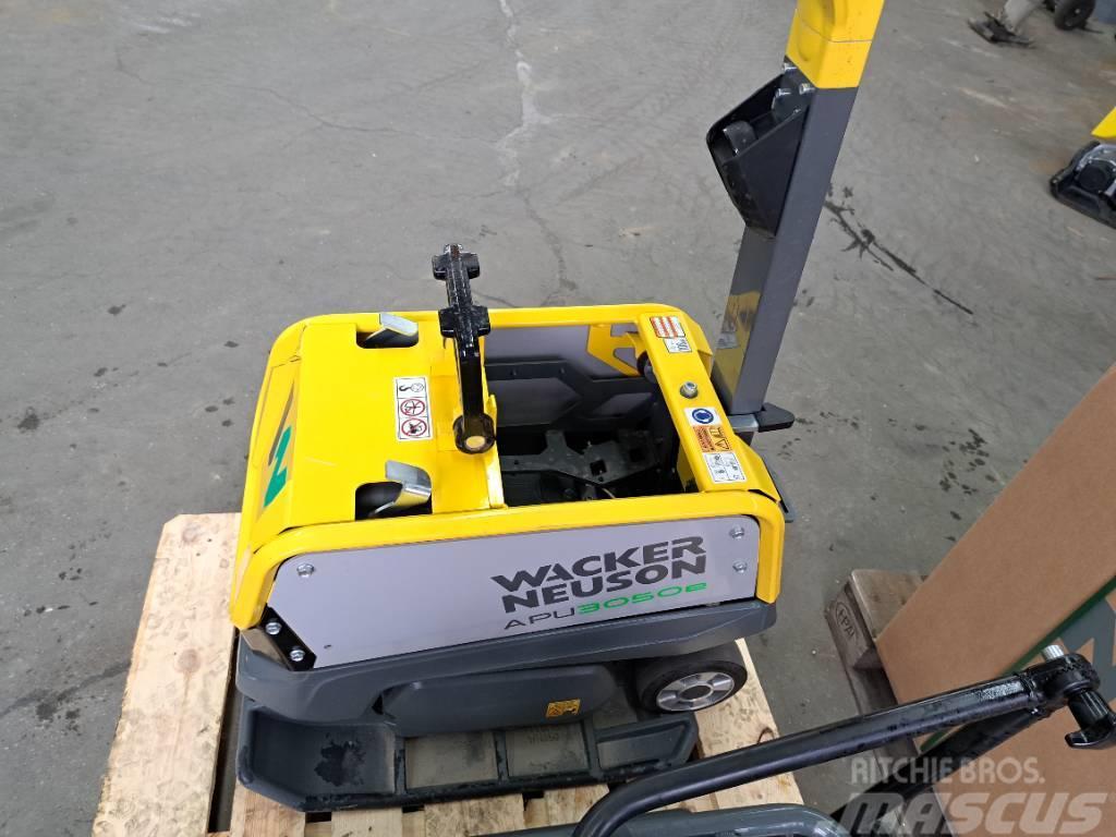 Wacker Neuson APU3050 Placas compactadoras