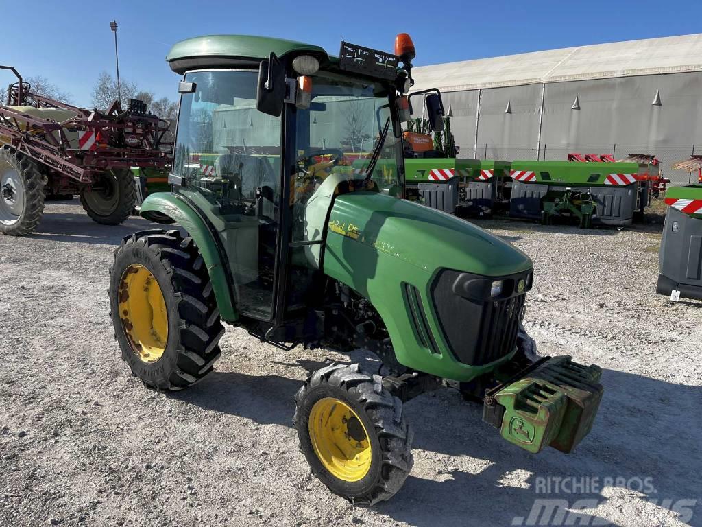 John Deere 3520 Tractores