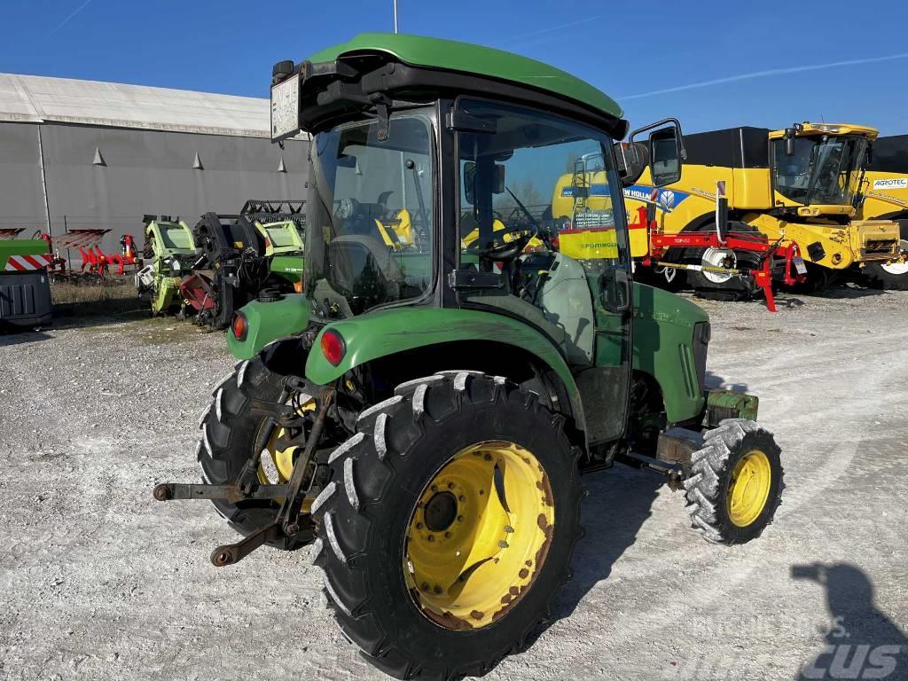 John Deere 3520 Tractores