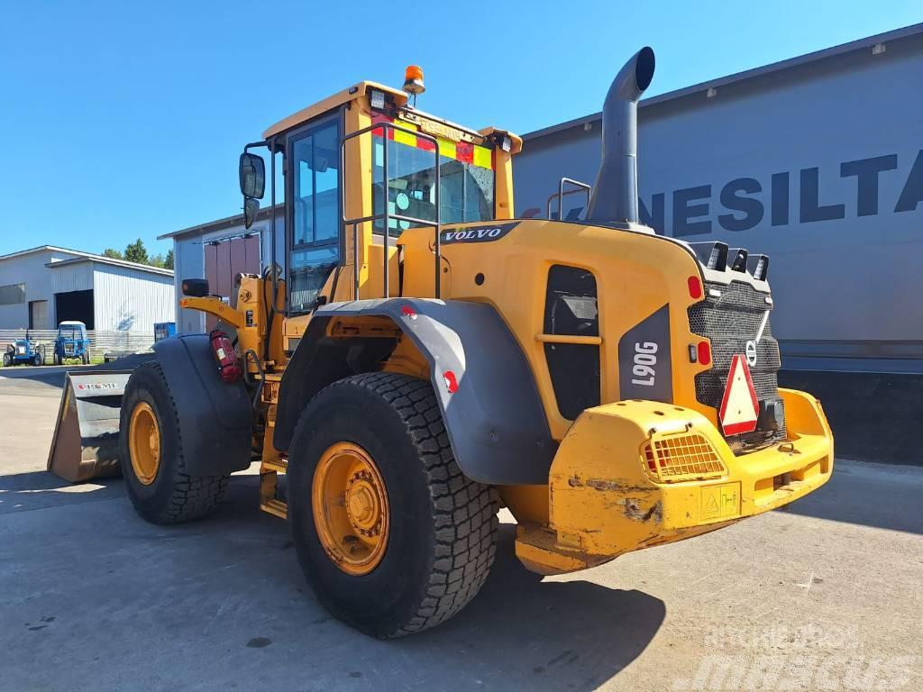 Volvo L90G RASVARILLA Cargadoras sobre ruedas