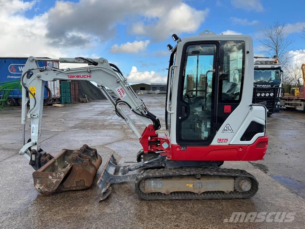 Takeuchi TB 225 Miniexcavadoras