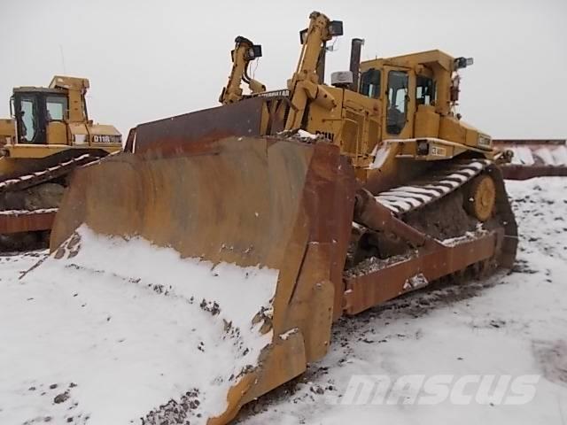 CAT D11R Buldozer sobre oruga