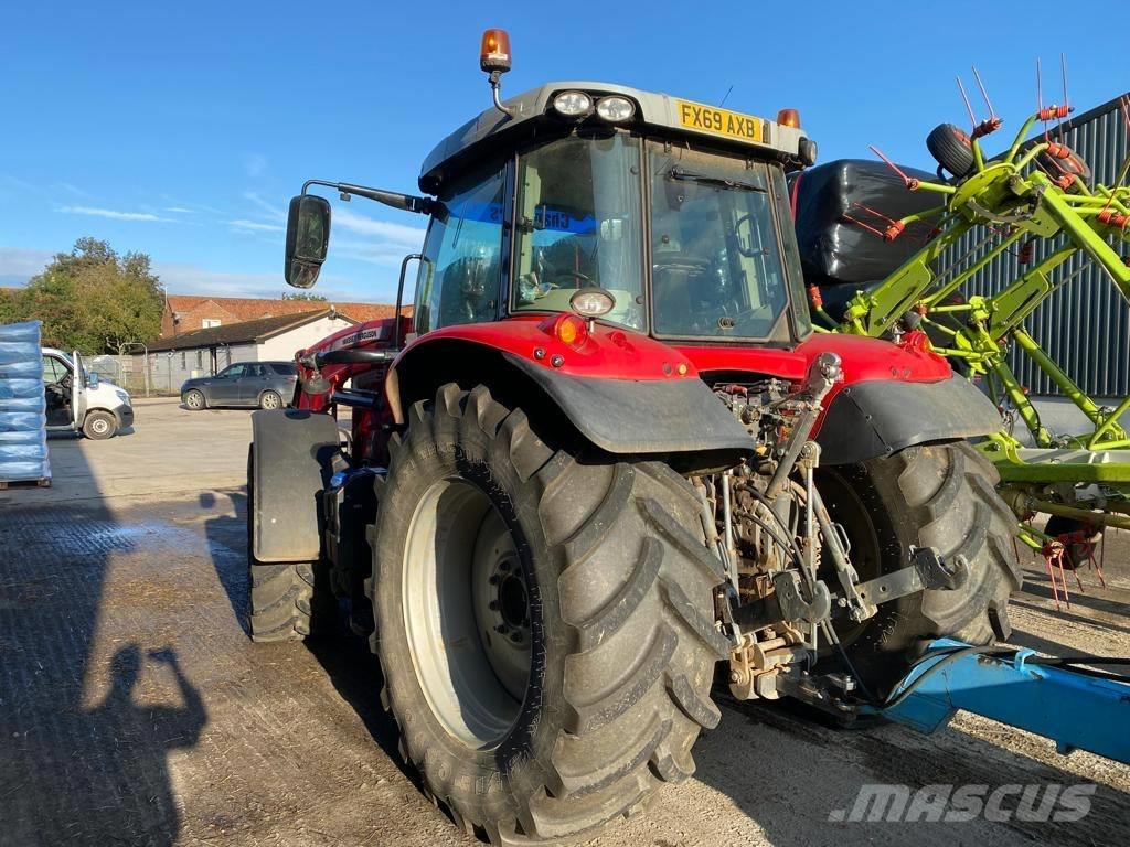 Massey Ferguson 7715S Tractores