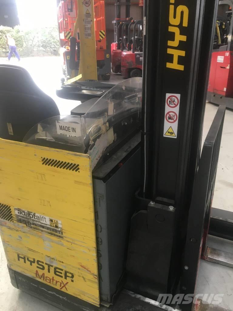 Hyster R1.6 Montacargas de alcance de gran altura