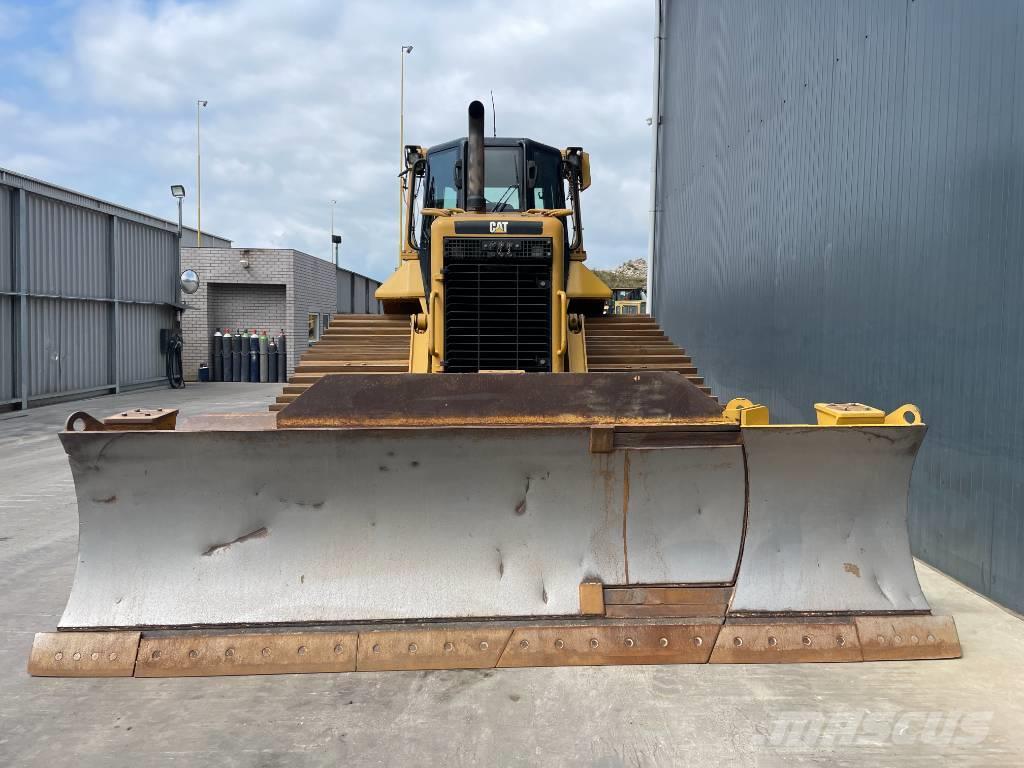 CAT D6N LGP Buldozer sobre oruga