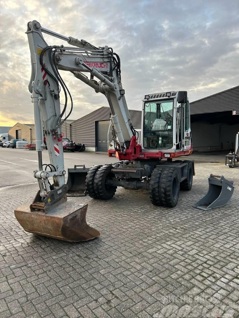 Takeuchi TB175W Excavadoras 7t - 12t