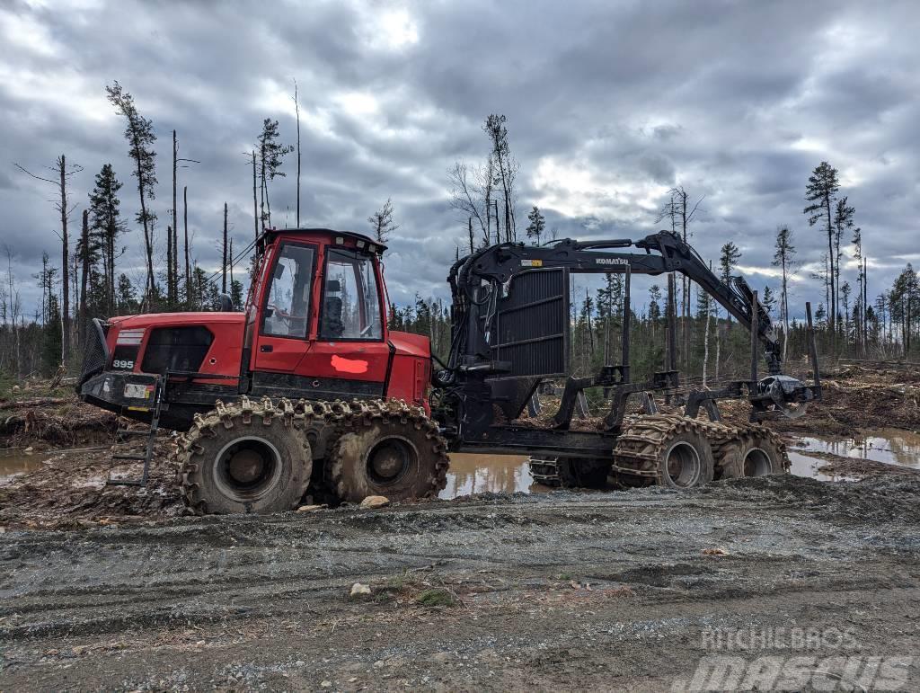 Komatsu 895 Transportadoras