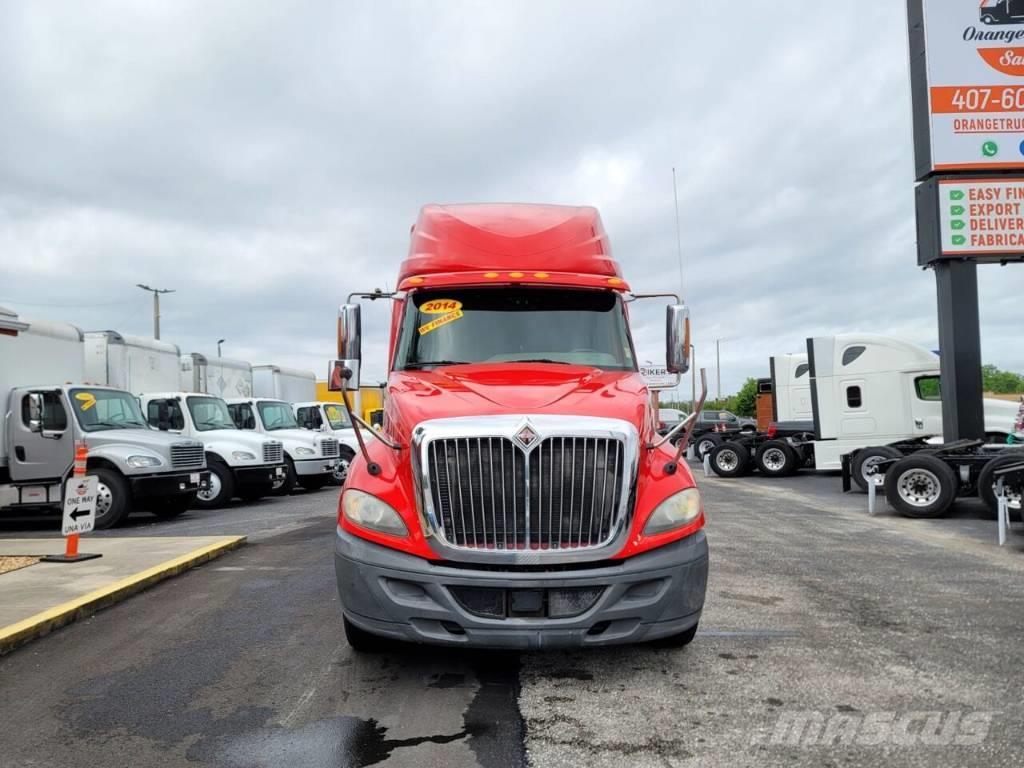 International ProStar Camiones tractor