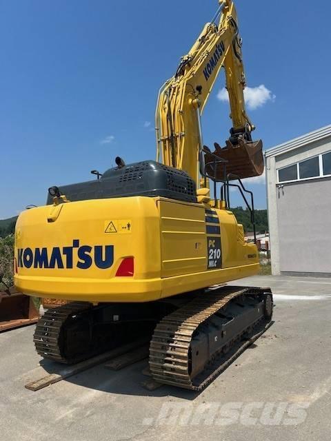 Komatsu PC210NLC-11E0 Excavadoras sobre orugas