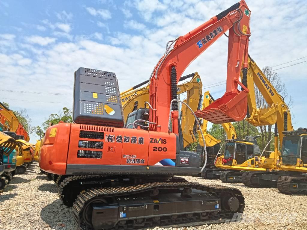 Hitachi ZX 200 Excavadoras sobre orugas