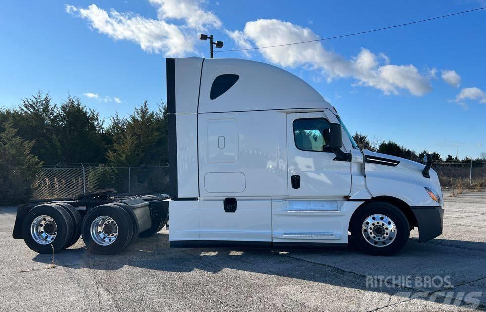 Freightliner CASCADIA 126 Camiones tractor