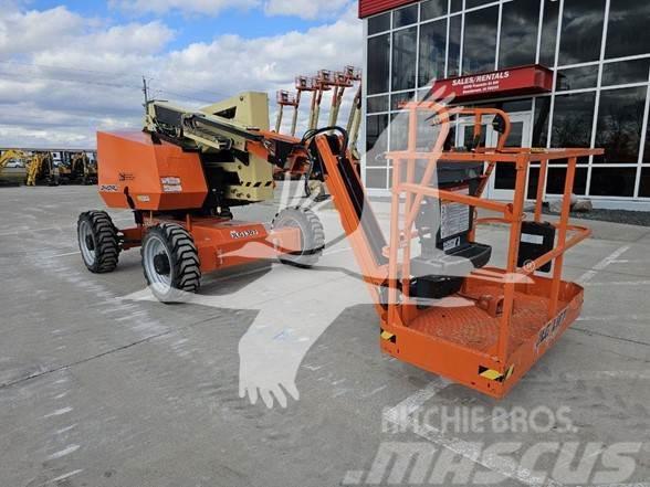 JLG 340AJ Plataformas con brazo de elevación manual