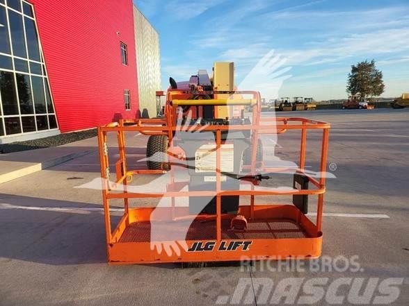 JLG 450AJ Plataformas con brazo de elevación manual