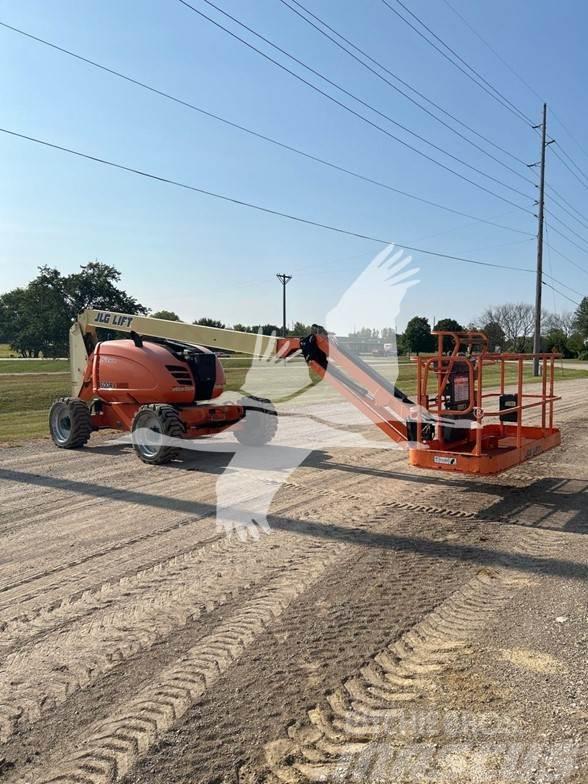 JLG 600AJ Plataformas con brazo de elevación manual