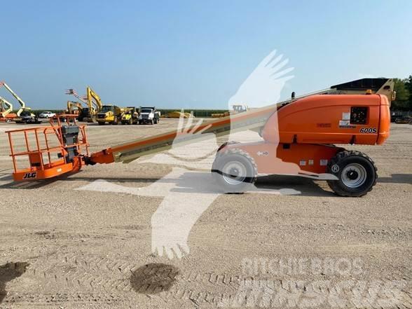 JLG 600S Plataformas con brazo de elevación telescópico