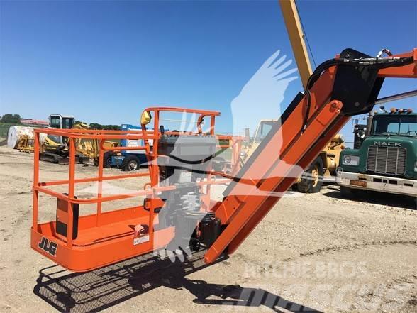 JLG 800AJ Plataformas con brazo de elevación manual