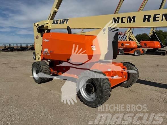 JLG 800AJ Plataformas con brazo de elevación manual