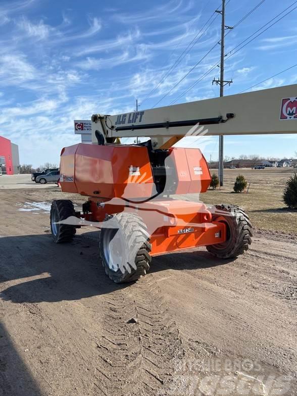 JLG 860SJ Plataformas con brazo de elevación telescópico