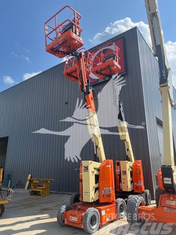 JLG E300AJP Plataformas con brazo de elevación manual