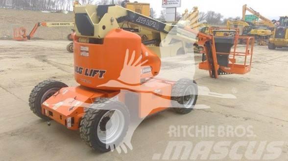 JLG E450AJ Plataformas con brazo de elevación manual