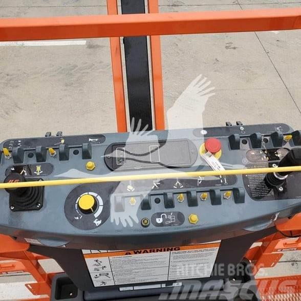 JLG EC600SJP Plataformas con brazo de elevación telescópico