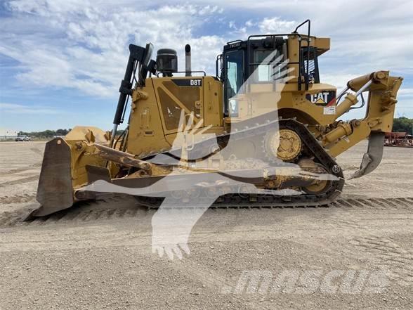 CAT D8T Buldozer sobre oruga