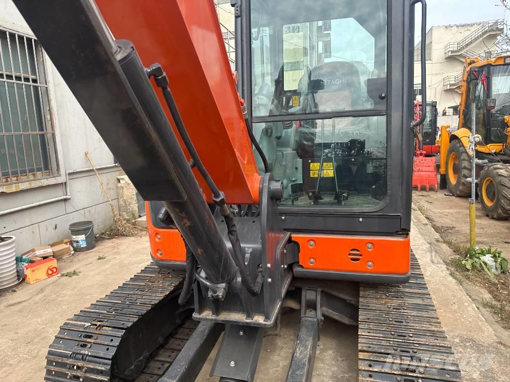 Hitachi ZX68USR-5A Miniexcavadoras