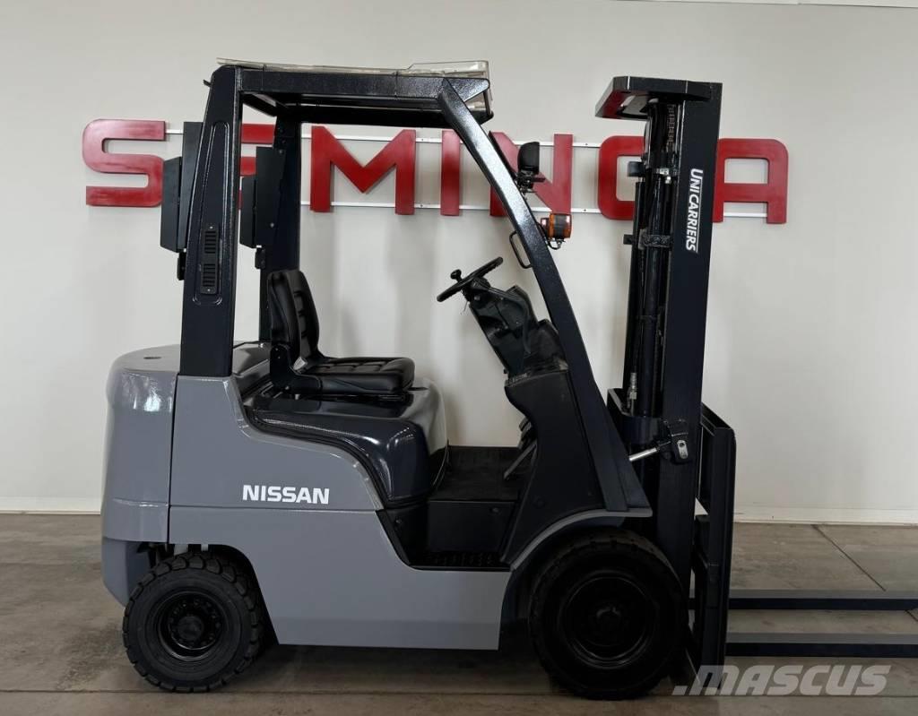 Nissan 10503 - NP1F1A15D Montacargas - otros