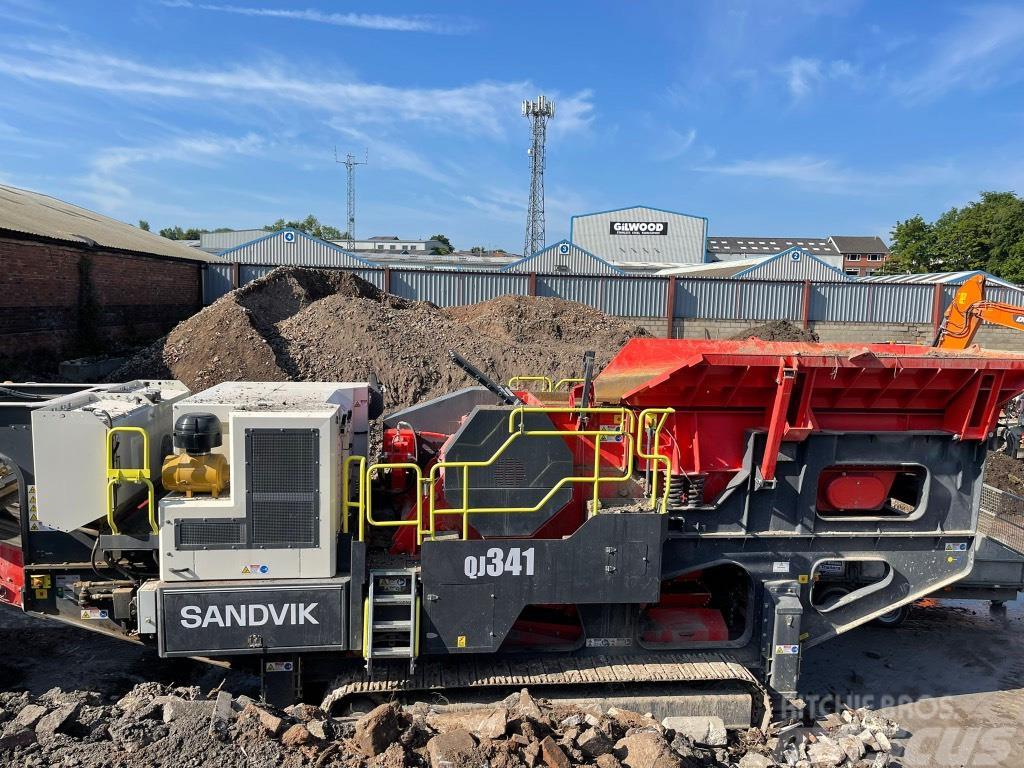 Sandvik QJ 341 Trituradoras móviles