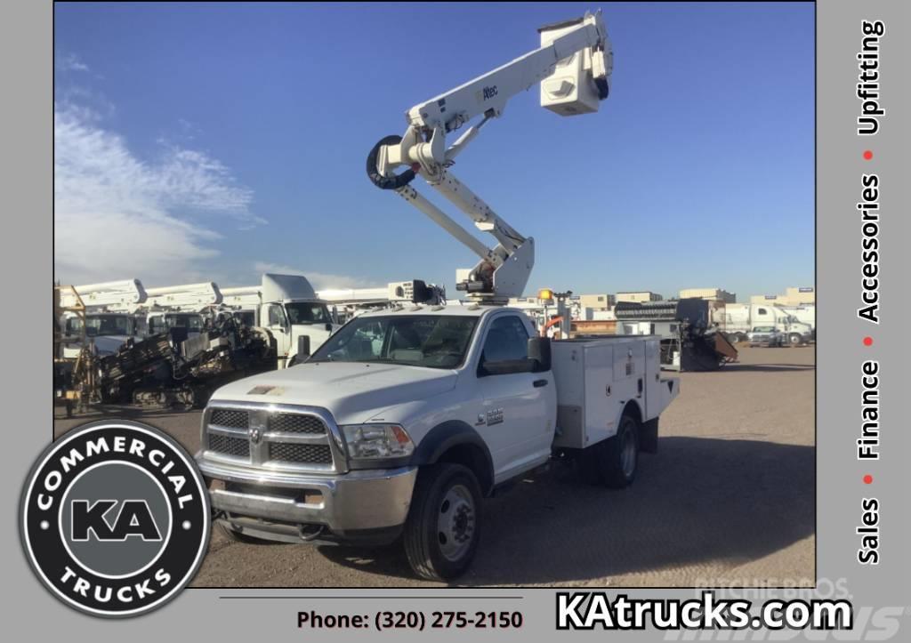 RAM 5500 TRADESMAN Plataformas sobre camión