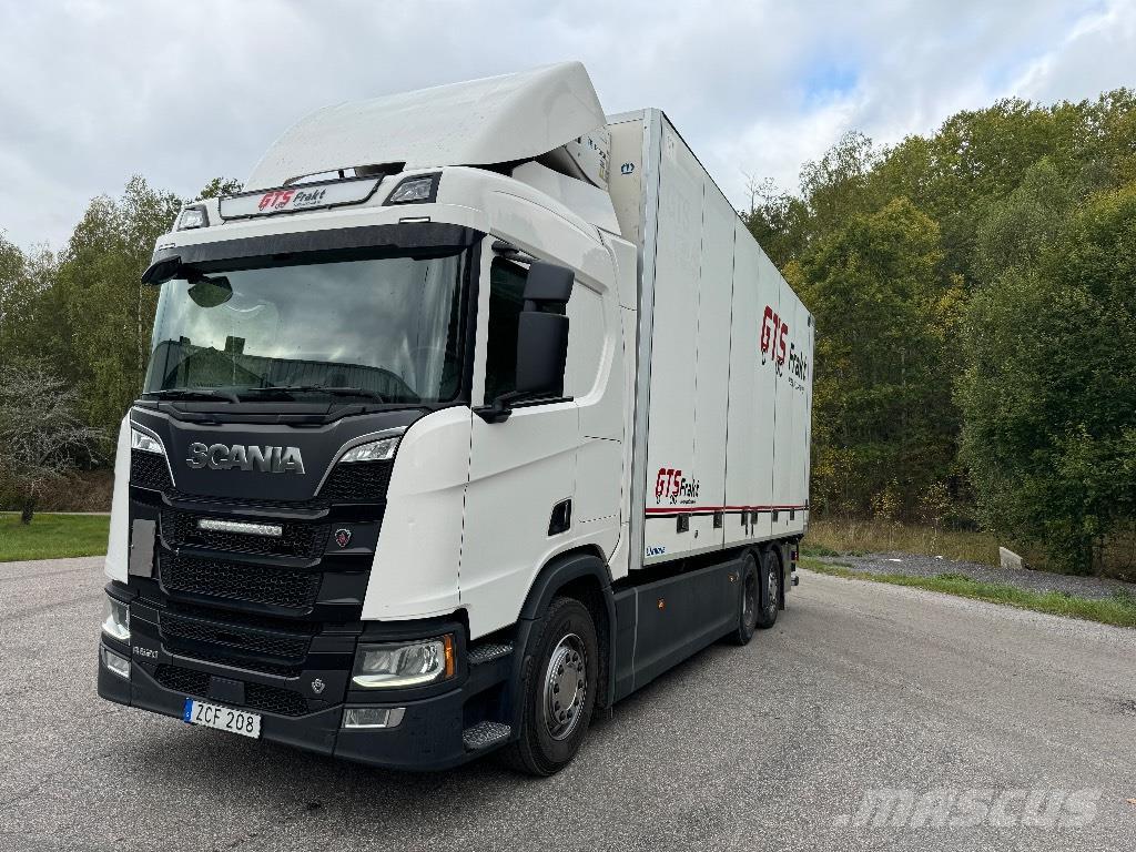 Scania R520B6X2*4NB Camiones con temperatura controlada