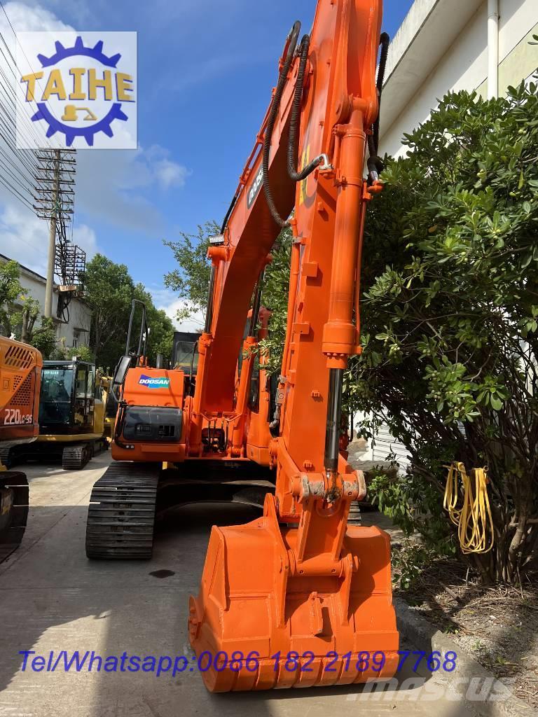 Doosan DX140 Excavadoras sobre orugas