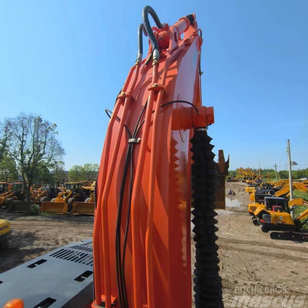 Hitachi ZX 210 Excavadoras sobre orugas