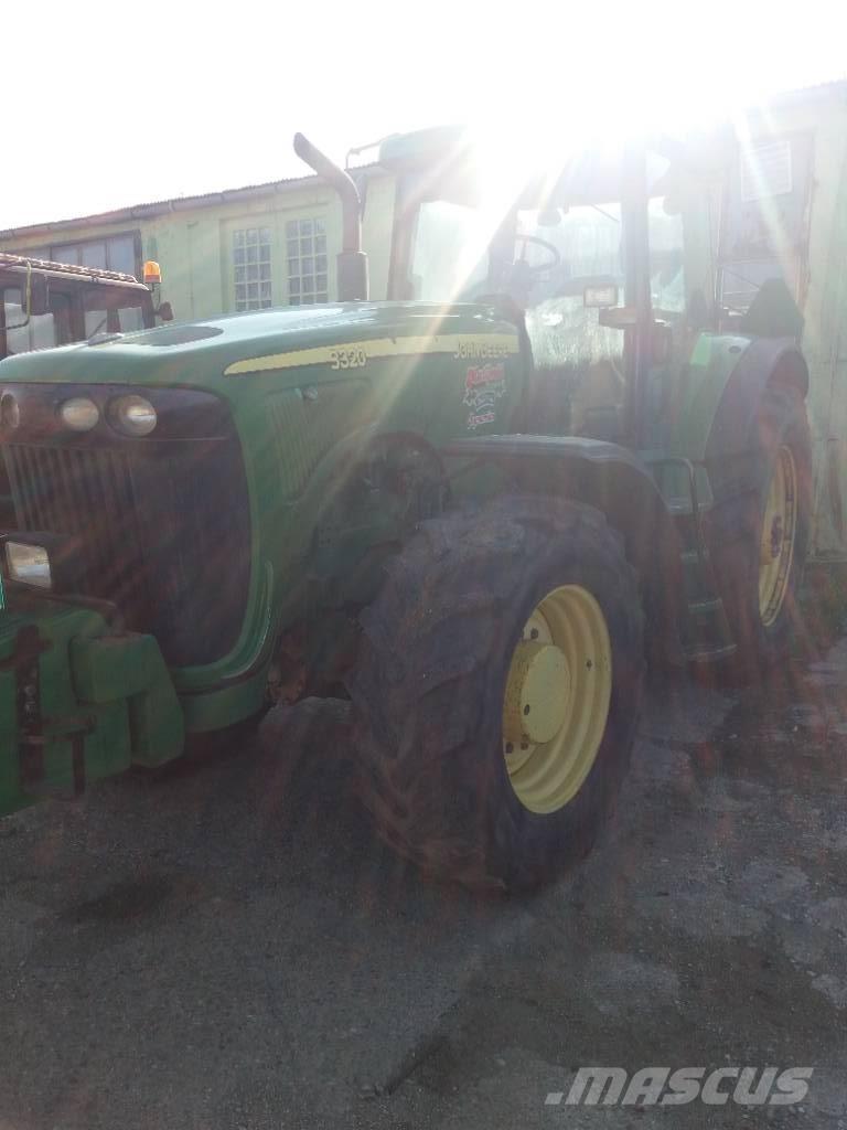 John Deere 8320 Tractores