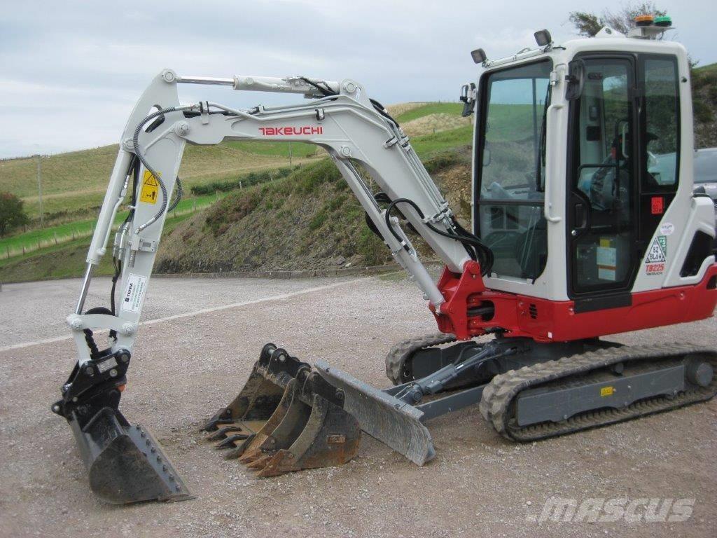 Takeuchi TB225 Miniexcavadoras