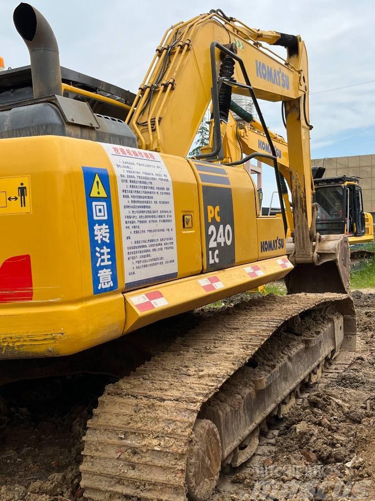 Komatsu PC 240 Excavadoras sobre orugas