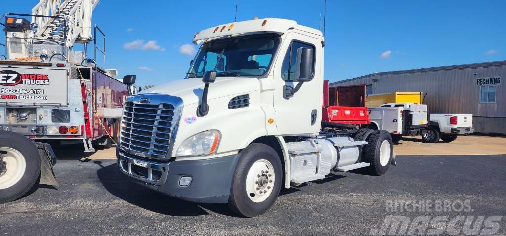 Freightliner Cascadia 113 Camiones tractor