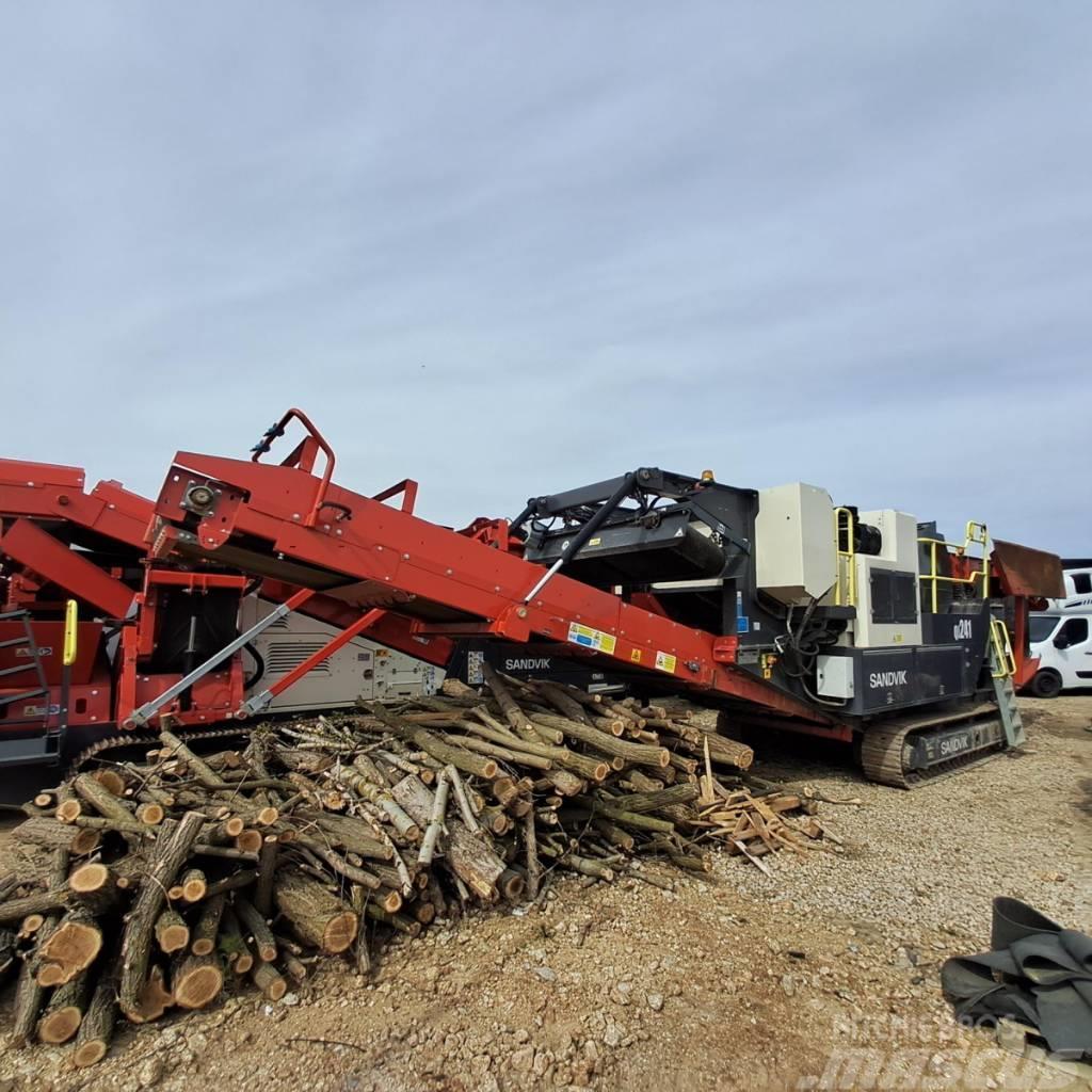 Sandvik QJ241 Trituradoras móviles