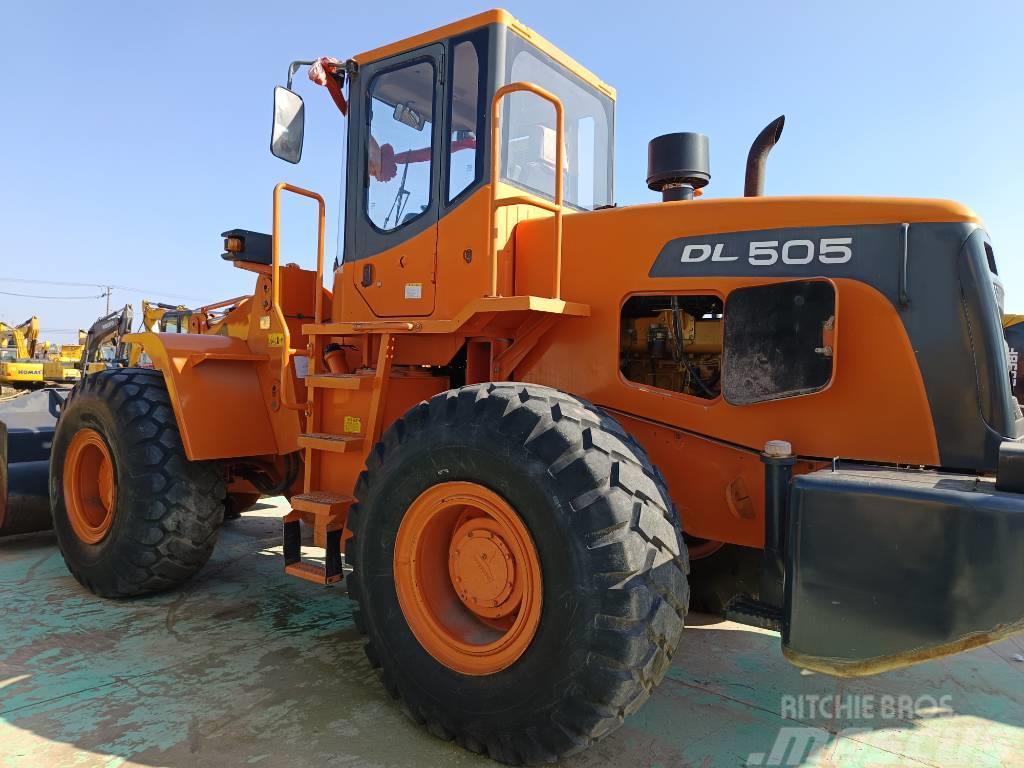 Doosan DL505 Cargadoras sobre ruedas